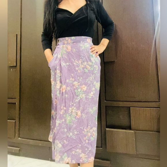 Printed skirt with pants inside - Picture 4 of 4